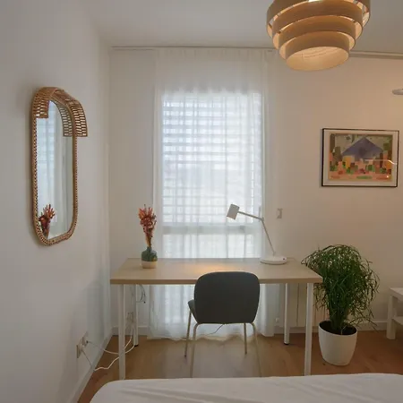 Bright Modern With Shared Garden Near Metro * Oullins